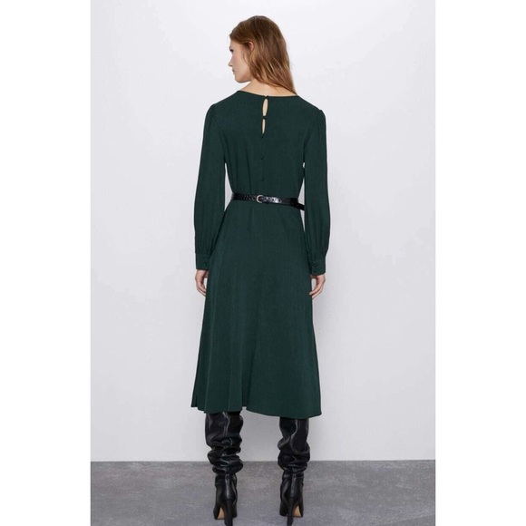 Zara NWT Bottle Green Wrinkled Look Feminine Fit Bloggers Favorite Dress XS - Picture 8 of 9